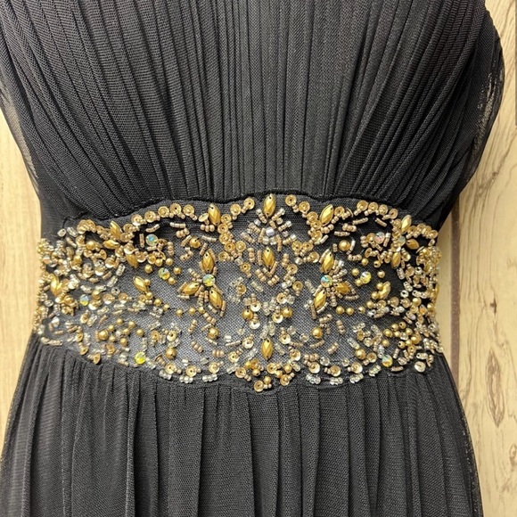 Black and Gold Laura Dress - Picture 4 of 6